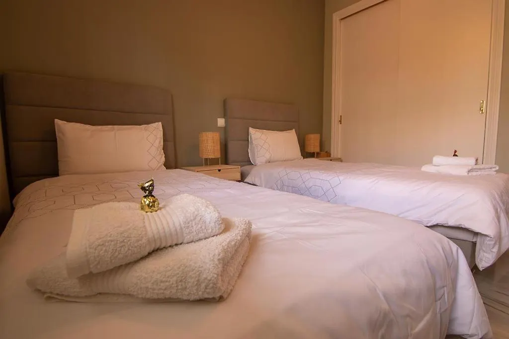 Luxury Apartment In Miraflores Ла-Кала-де-Михас